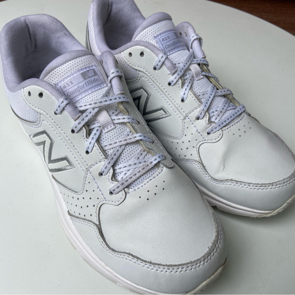 New Balance Comfort Ride 411 White Walking Sneakers - Women’s Size 10.5